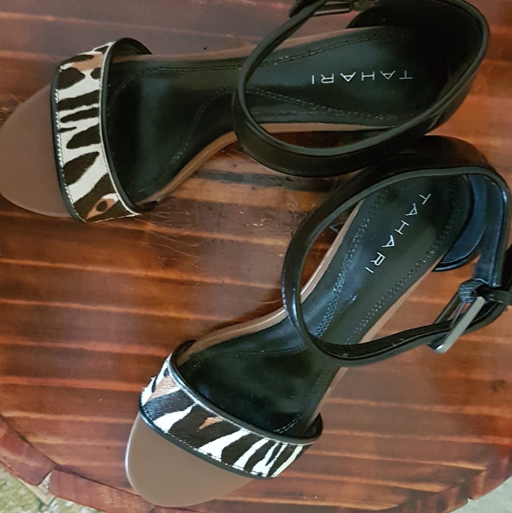 Sandal - Picture 2 of 4